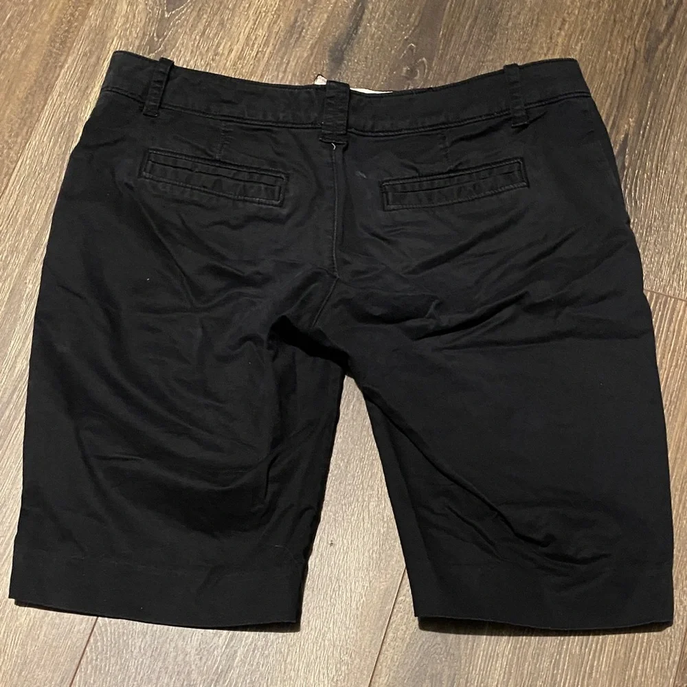 Old Navy Women's Black Bermudas - Picture 3 of 3